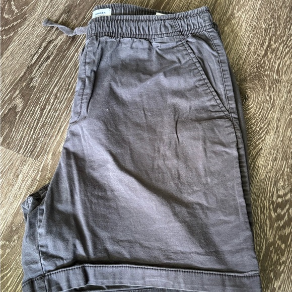 Old Navy Other - Old Navy Men's Charcoal Jogger Athletic Shorts